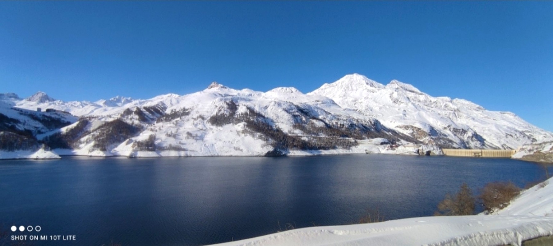 French Alps ski resort — private transfers from Geneva, Lyon and Grenoble airports